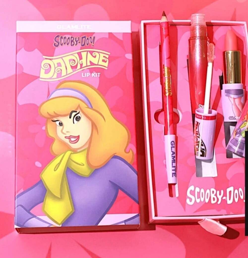 Glamlite Scooby Doo Daphne Lip Kit New (Lipstick and Lip Gloss Set)